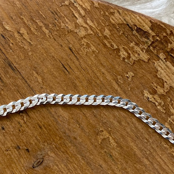 18” Flat Diamond Cut Curb SS Necklace - Picture 4 of 5